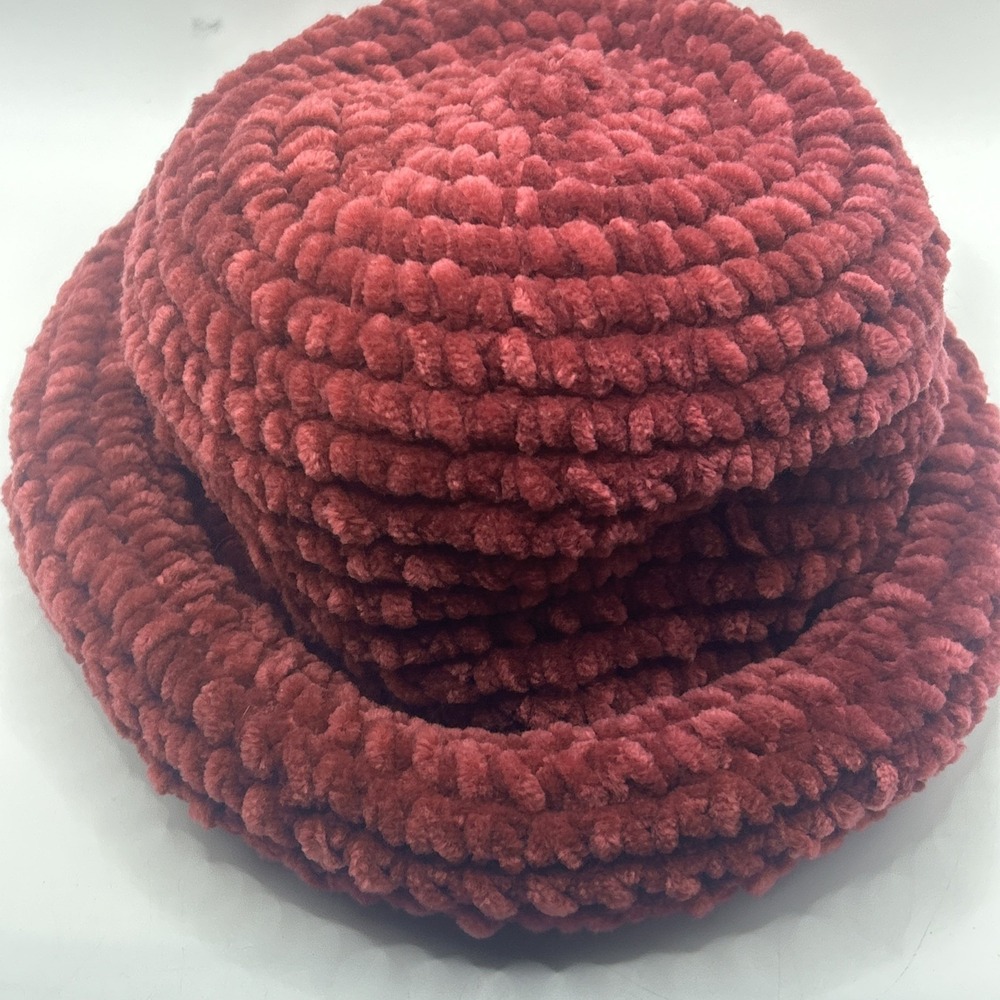 Chunky Desinger Burgandy  Brim Hat Onesize